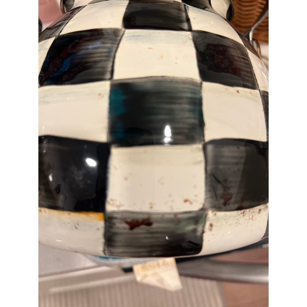 Mackenzie Child's Courtly Check teapot - Picture 6 of 8